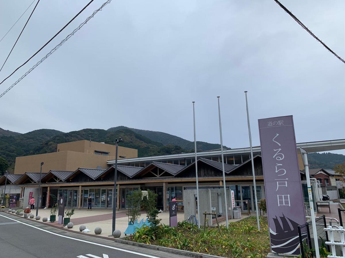 Uminca ウミンカ Villa Numazu Bagian luar foto