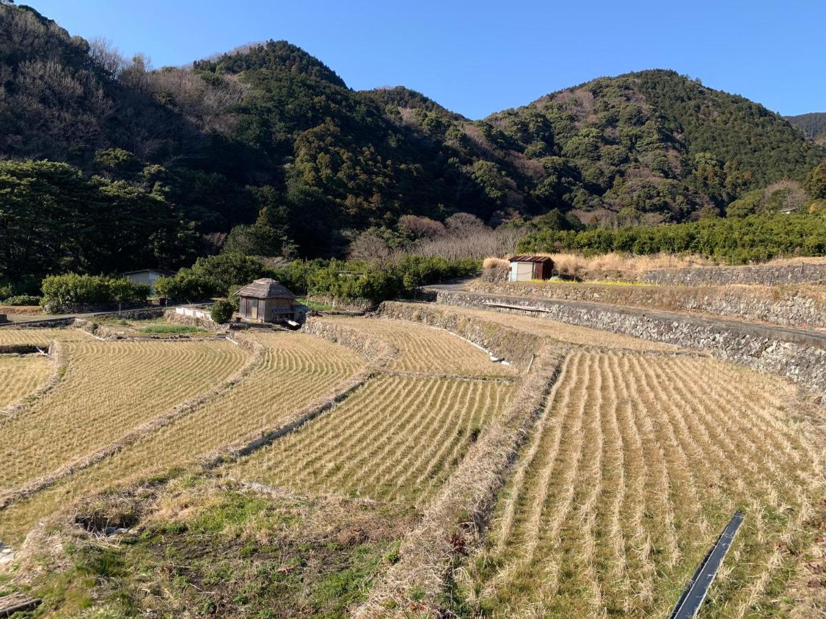 Uminca ウミンカ Villa Numazu Bagian luar foto